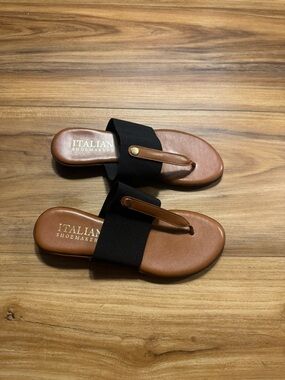 Italian Shoemakers Black and Brown Faux Leather Toe-Post Slide Sandals